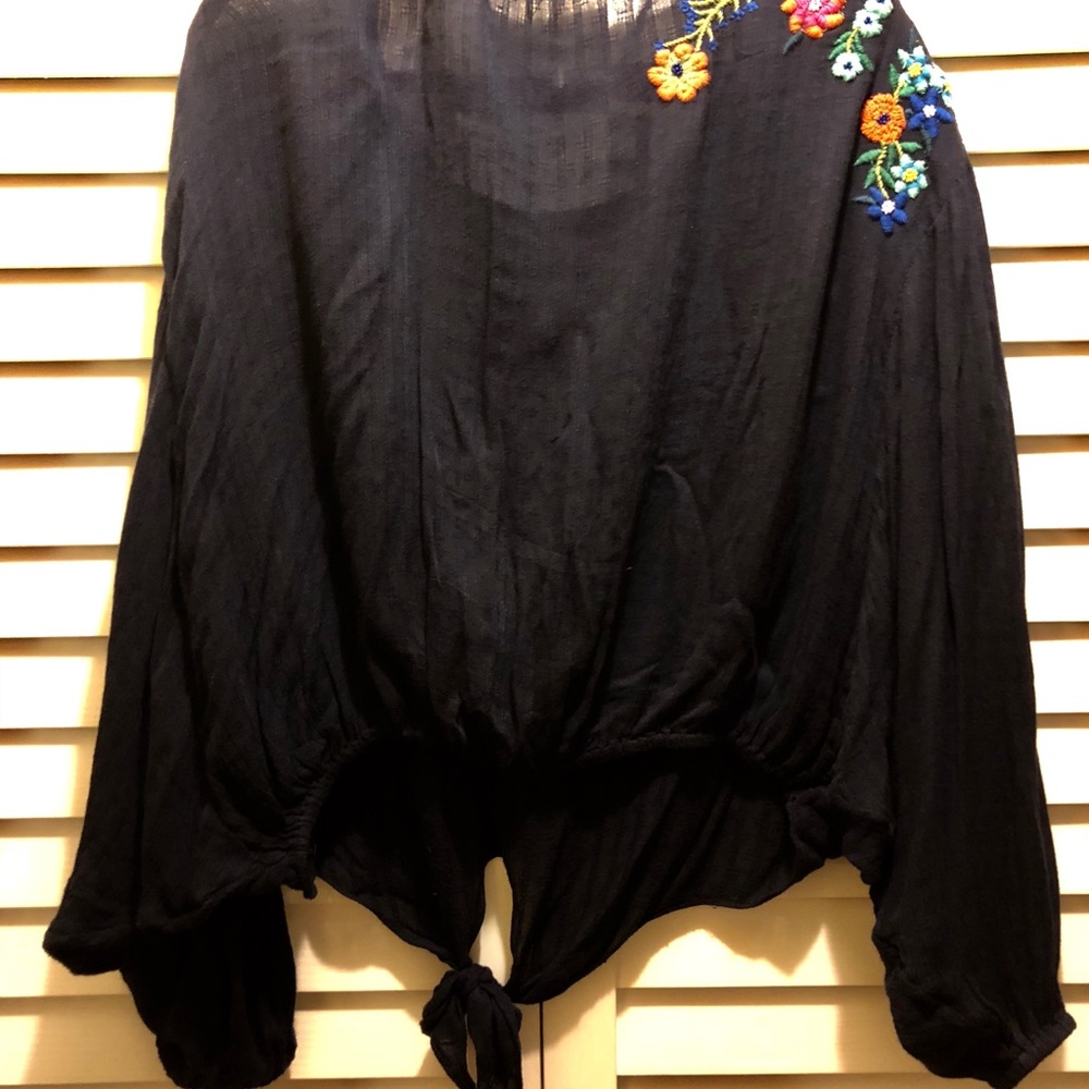 Blouse - Picture 3 of 3